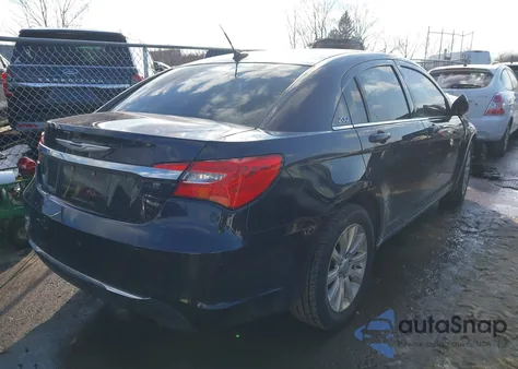 2012 Chrysler 200 Touring z USA, uszkodzony, nr VIN 1C3CCBBB2CN144871